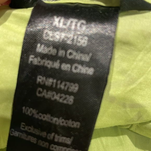 Chartreuse colored blouse with grey stenciling on front, one sleeve and back - Picture 11 of 11